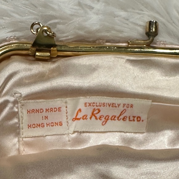 Vintage Evening Bag by La Regale LTD. Absolutely Gorgeous. EUC - Picture 5 of 7